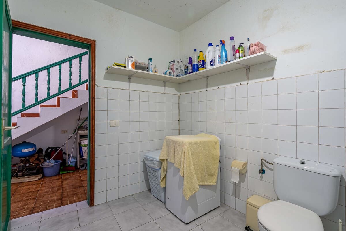 6 soveværelse Finca/Landehus til salg i Teguise med garage - € 305.000 (Ref: 8860246)