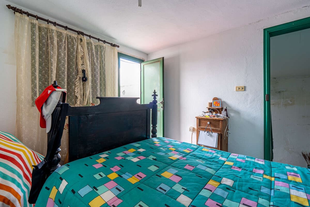 6 soveværelse Finca/Landehus til salg i Teguise med garage - € 305.000 (Ref: 8860246)