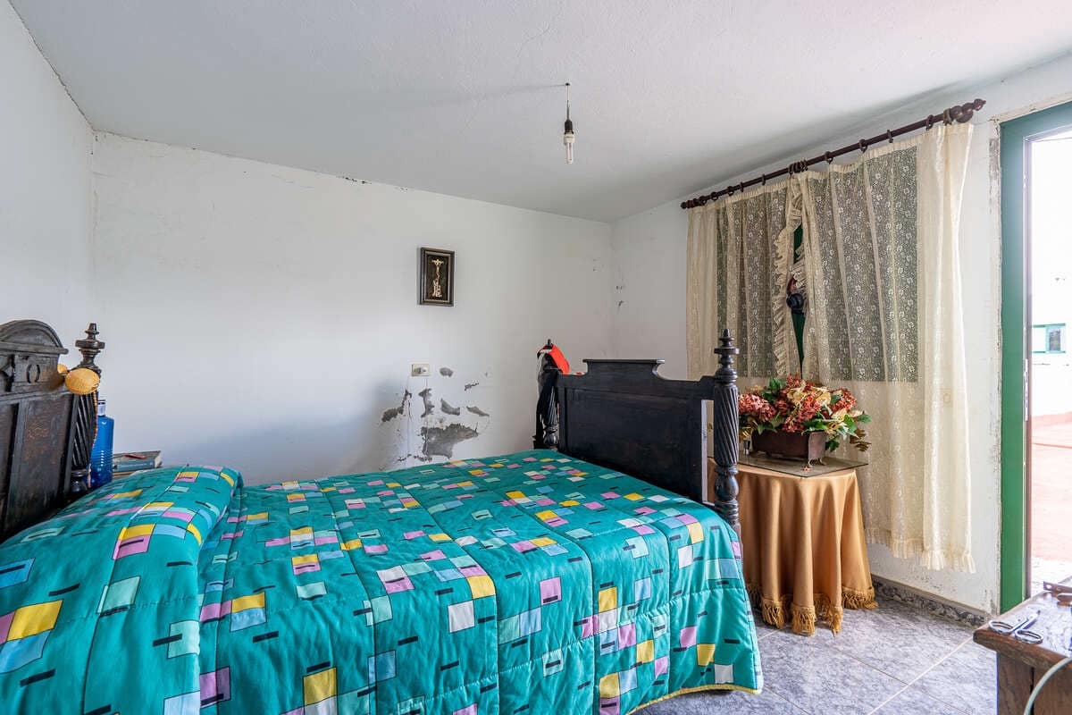 6 soveværelse Finca/Landehus til salg i Teguise med garage - € 305.000 (Ref: 8860246)