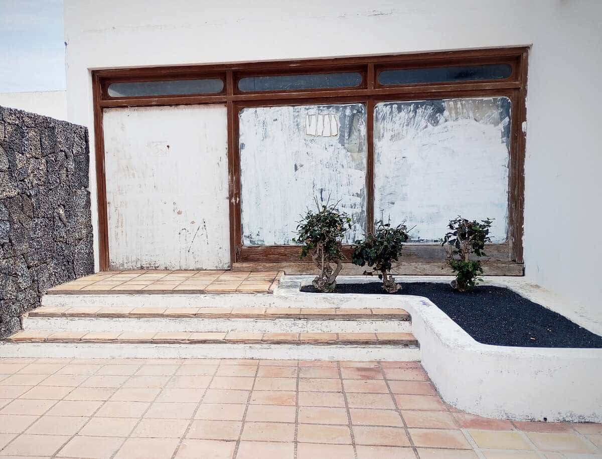 Erhverv til leje i Costa Teguise - € 4.000 (Ref: 9002650)