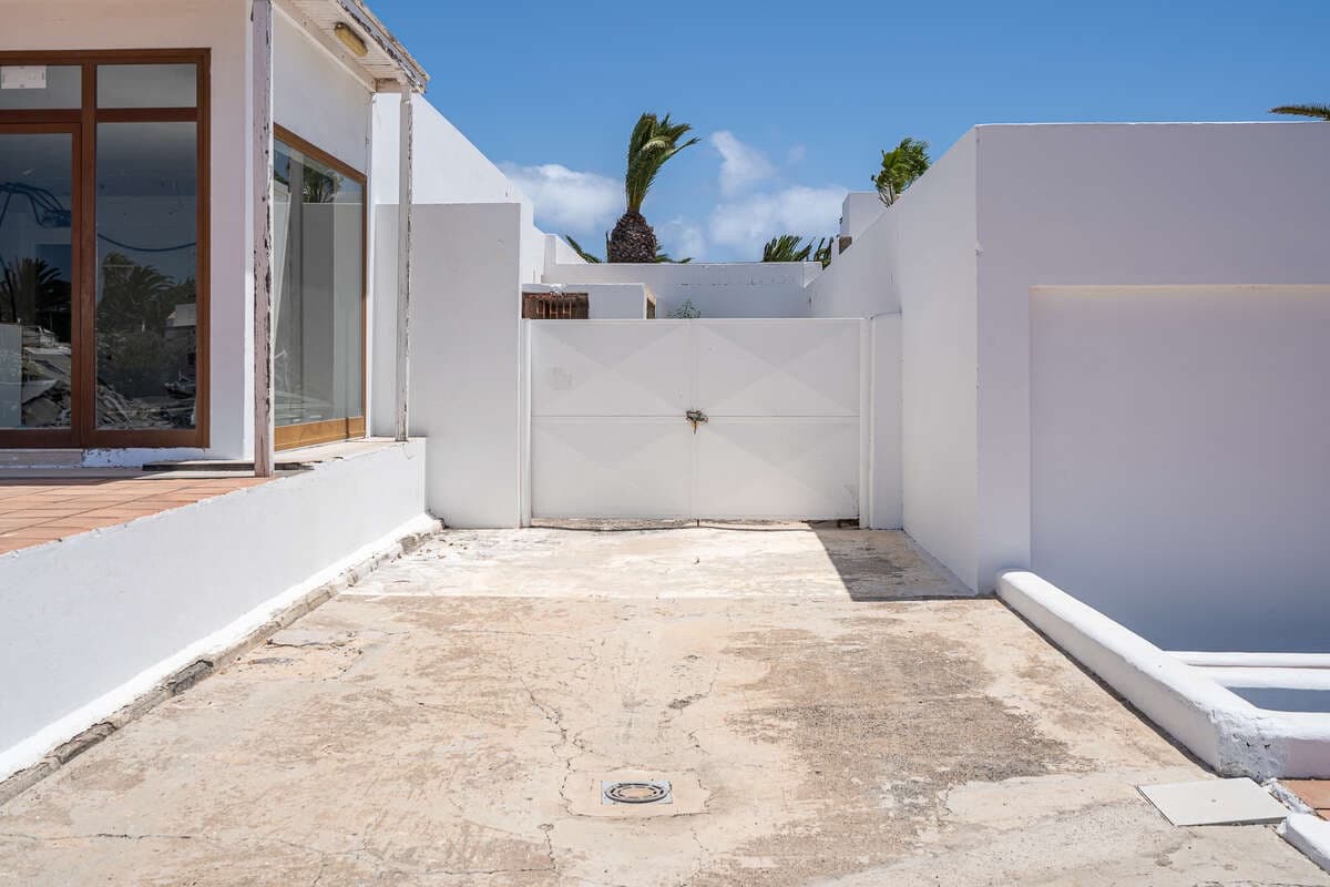 Komercyjne do wynajęcia w Costa Teguise - 4 000 € (Ref: 9002650)