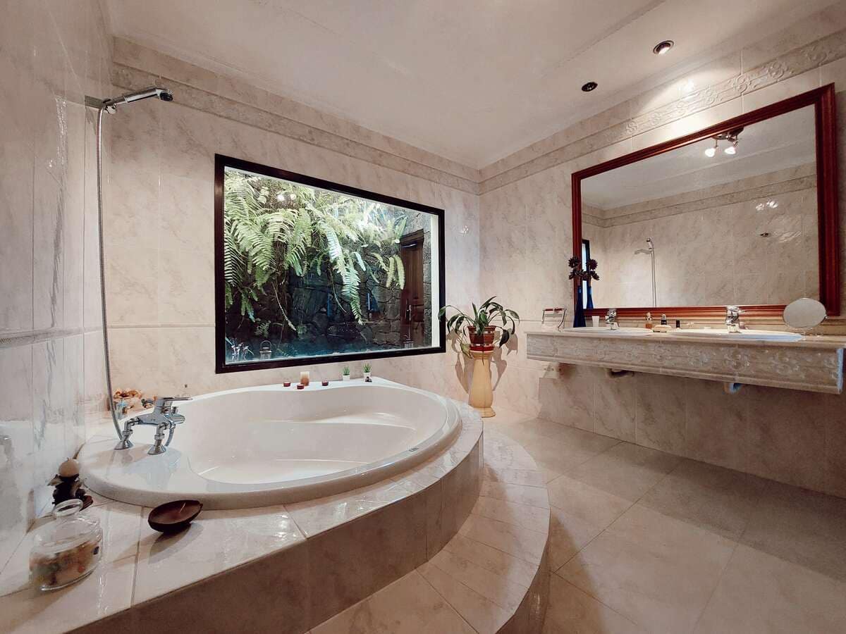 5 quarto Moradia para venda em Tahiche com piscina garagem - 575 000 € (Ref: 9057218)