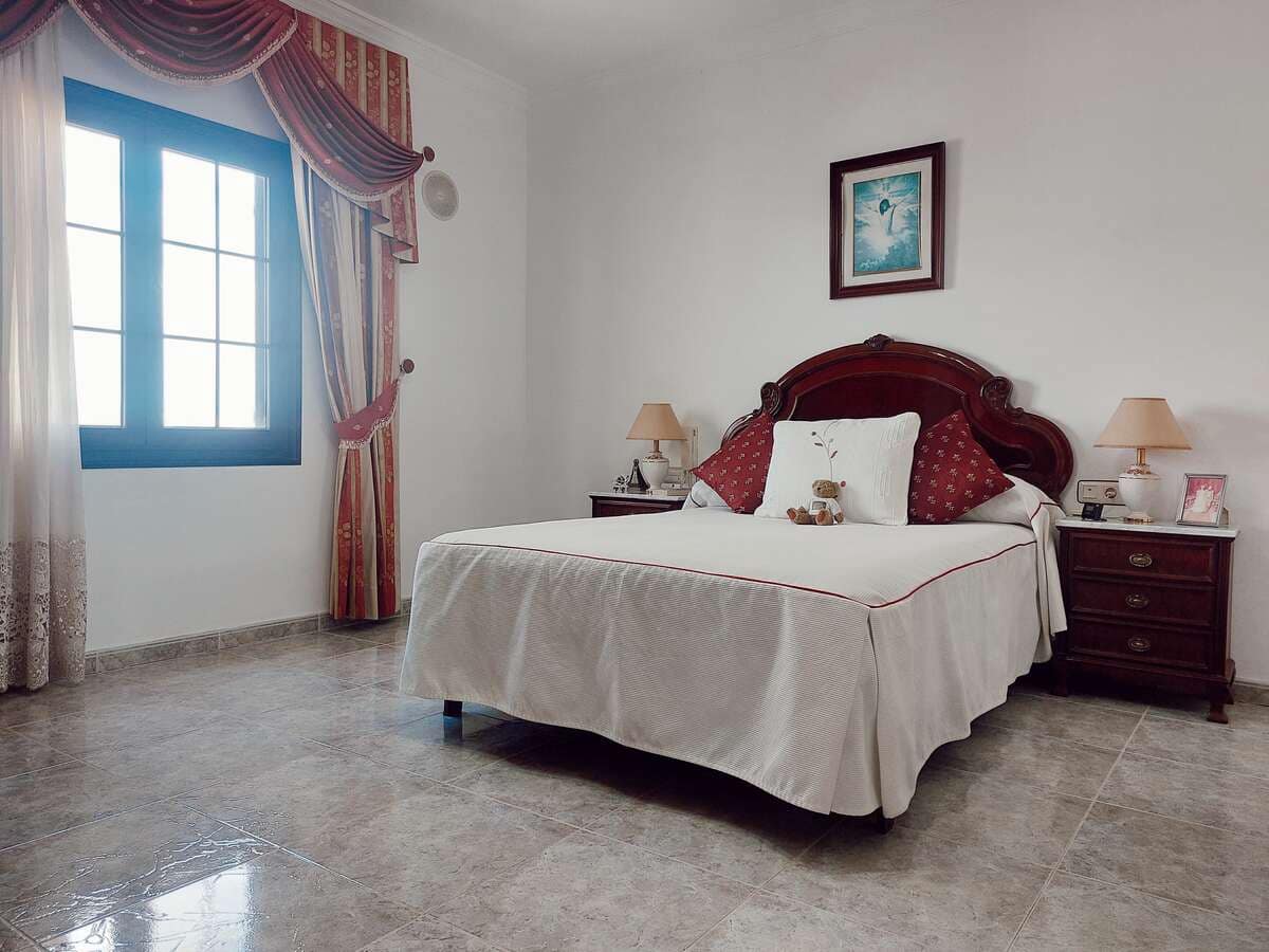 5 quarto Moradia para venda em Tahiche com piscina garagem - 575 000 € (Ref: 9057218)