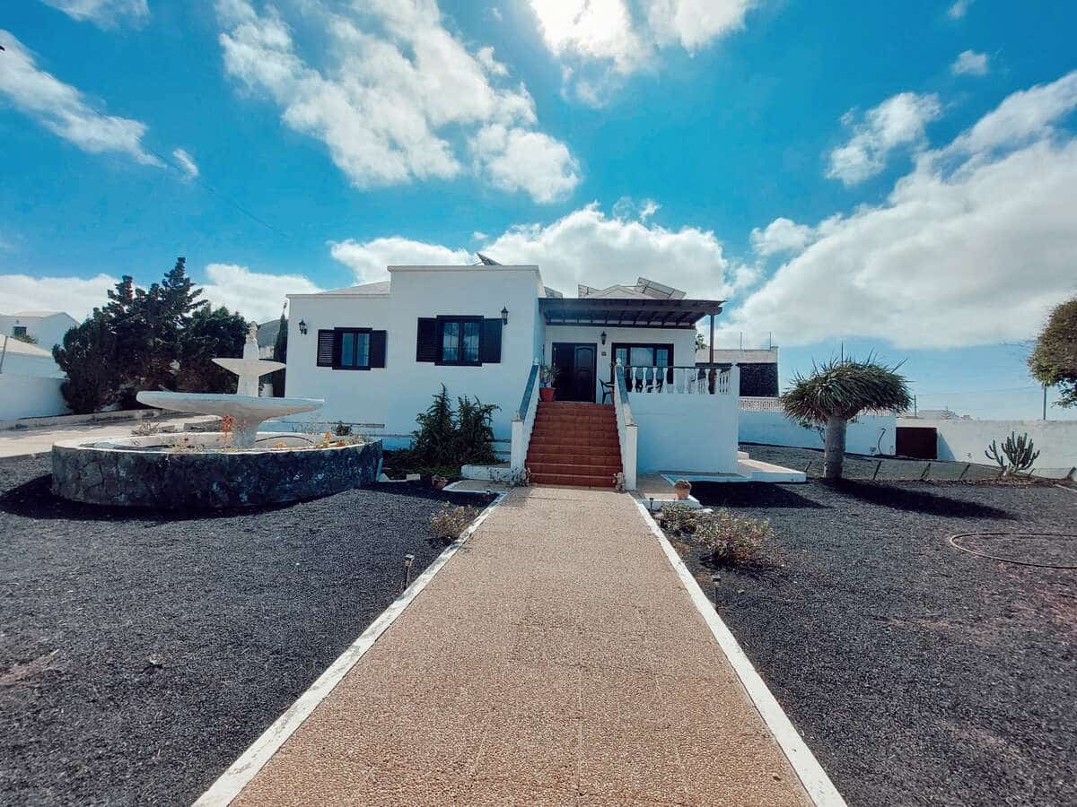 5 quarto Moradia para venda em Tahiche com piscina garagem - 575 000 € (Ref: 9057218)