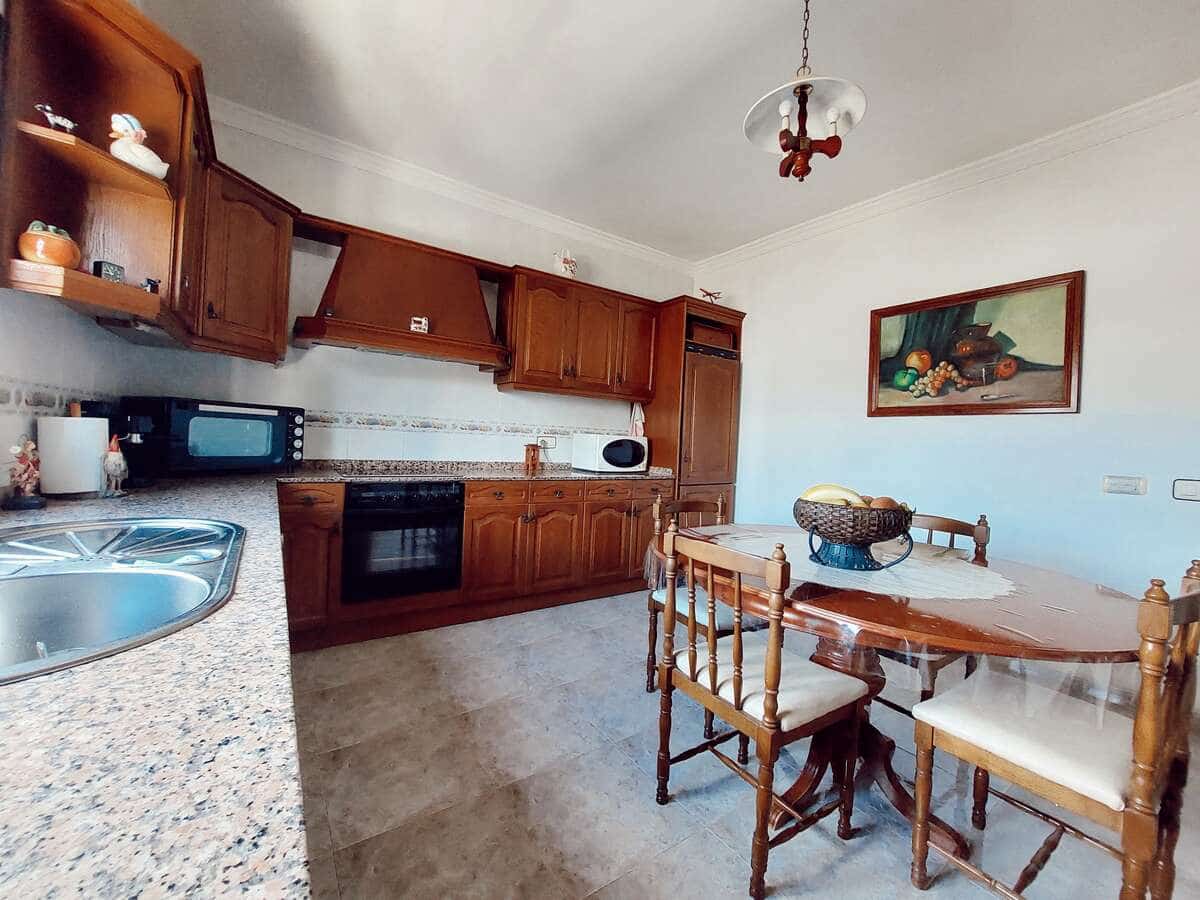 5 quarto Moradia para venda em Tahiche com piscina garagem - 575 000 € (Ref: 9057218)