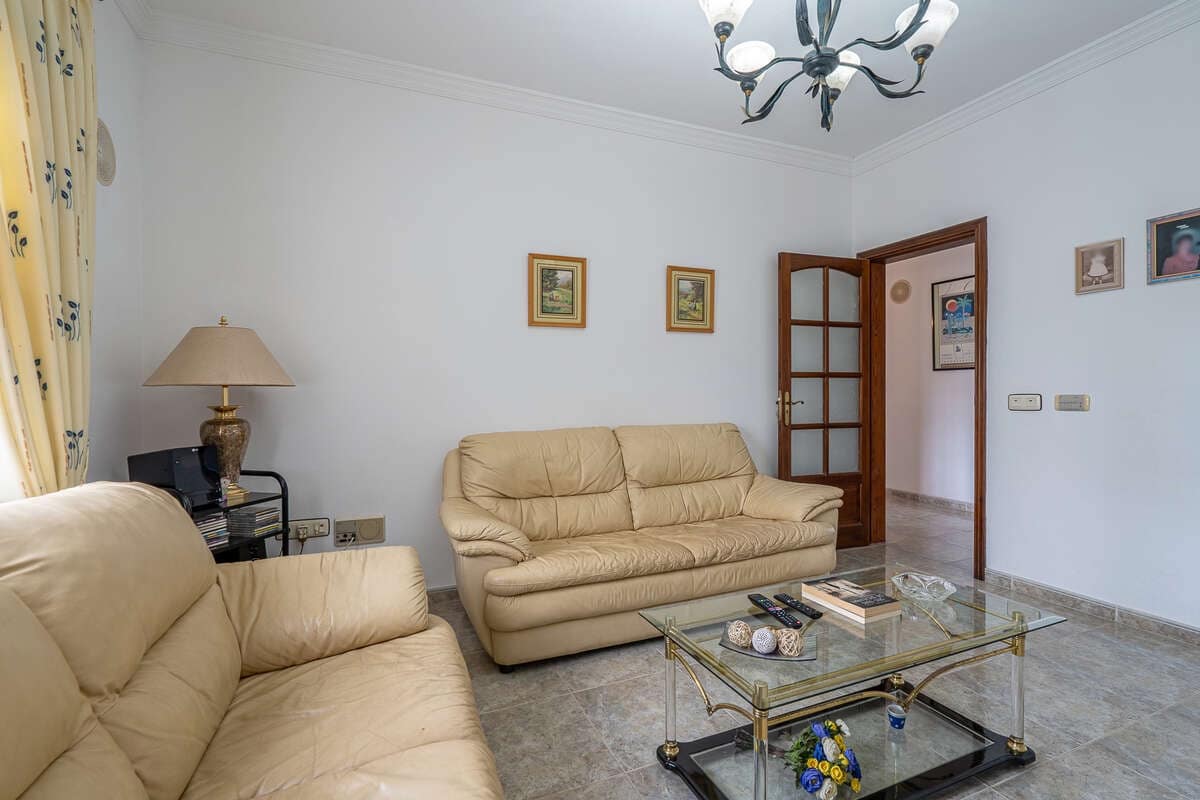 5 quarto Moradia para venda em Tahiche com piscina garagem - 575 000 € (Ref: 9057218)