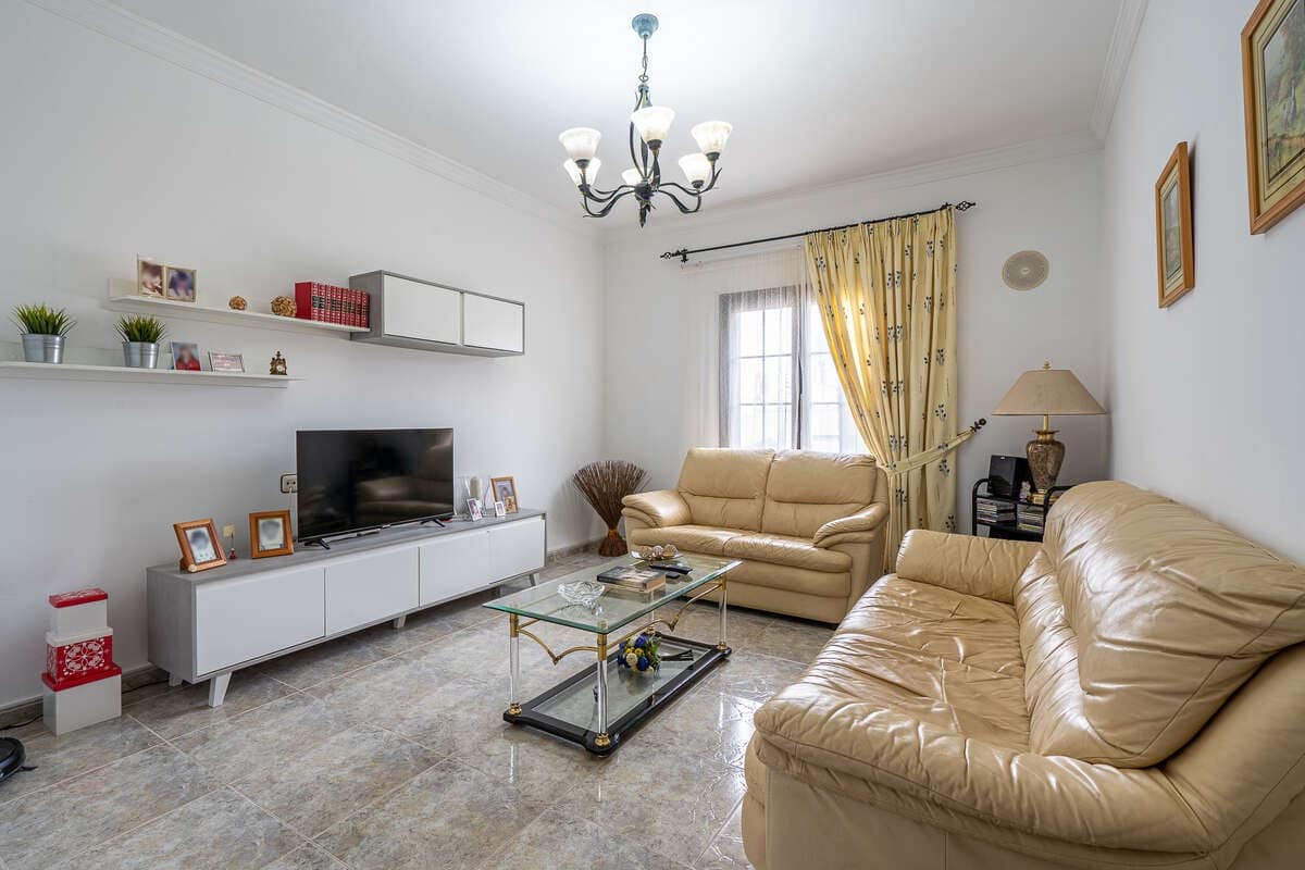 5 quarto Moradia para venda em Tahiche com piscina garagem - 575 000 € (Ref: 9057218)