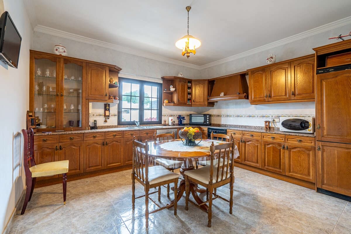 5 quarto Moradia para venda em Tahiche com piscina garagem - 575 000 € (Ref: 9057218)