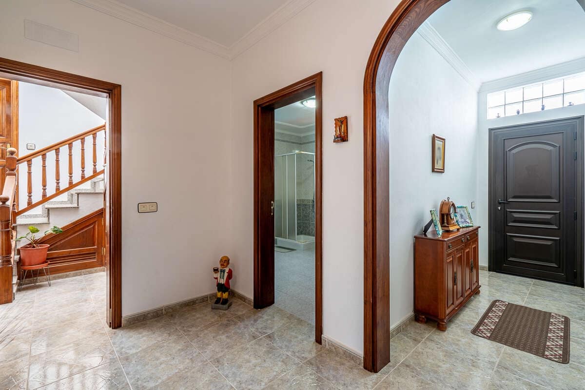 5 quarto Moradia para venda em Tahiche com piscina garagem - 575 000 € (Ref: 9057218)