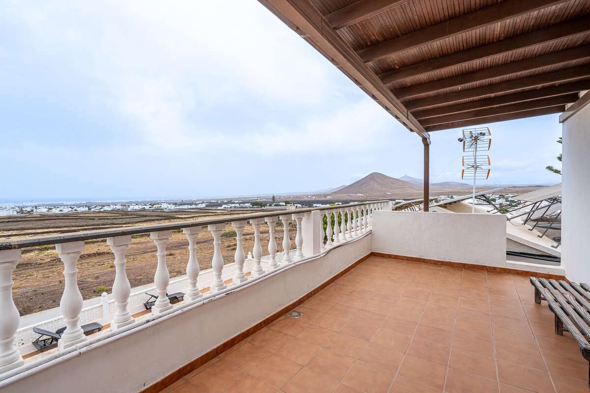 5 quarto Moradia para venda em Tahiche com piscina garagem - 575 000 € (Ref: 9057218)