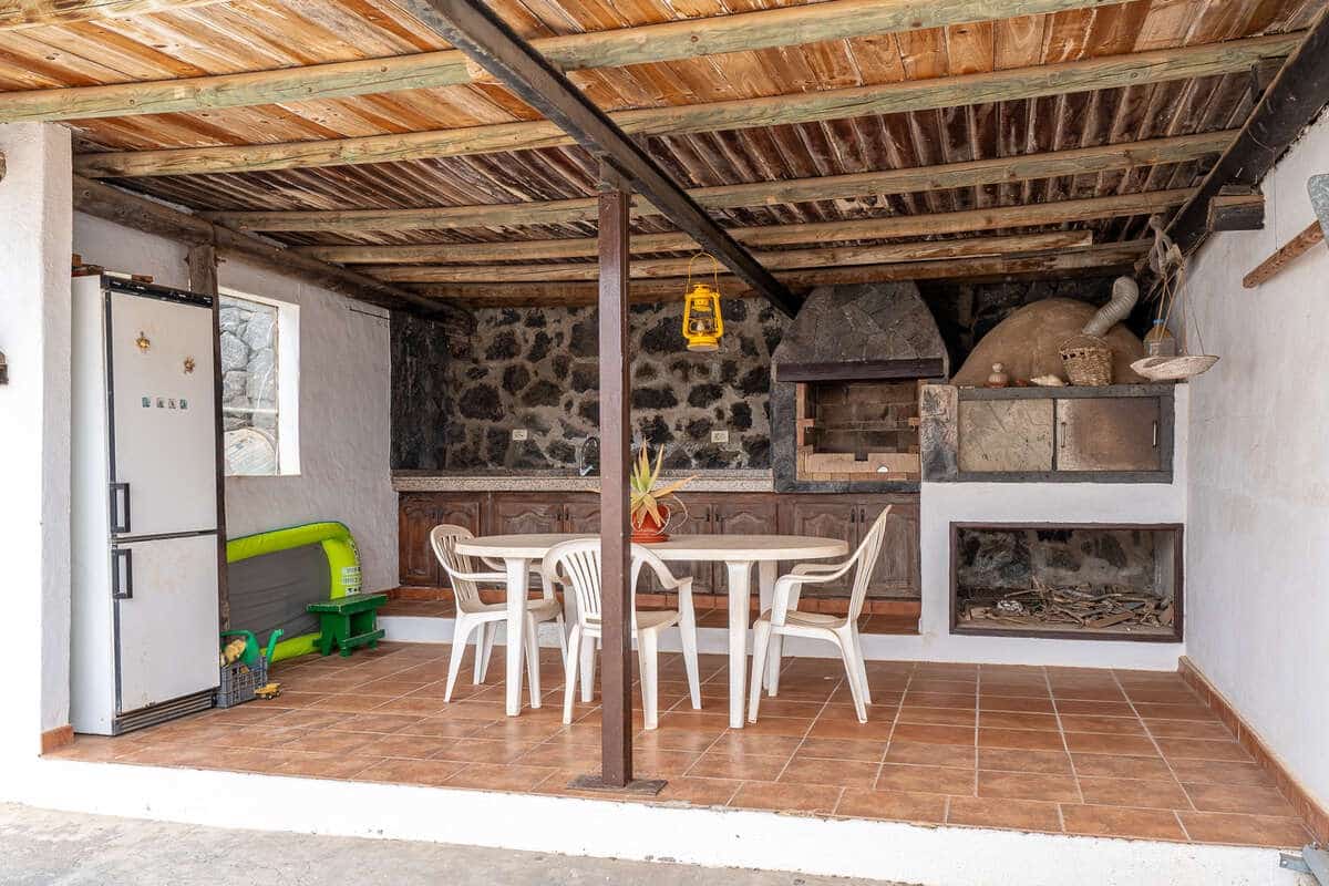 5 quarto Moradia para venda em Tahiche com piscina garagem - 575 000 € (Ref: 9057218)