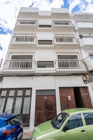 Erhverv til salg i Arrecife - € 810.000 (Ref: 9145152)