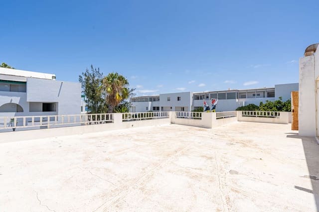 Gewerbe zu verkaufen in Costa Teguise, Teguise - 275.000 € (Ref: 9187966)