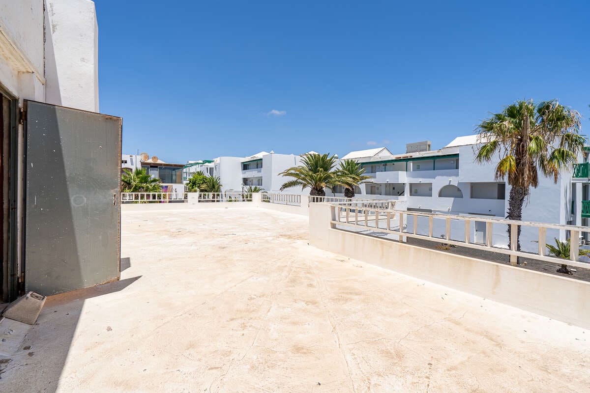 Comercial para venda em Costa Teguise - 275 000 € (Ref: 9187966)