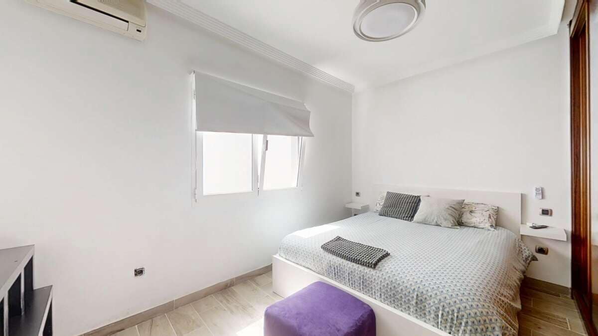 4 quarto Moradia Geminada para venda em San Bartolome com piscina garagem - 415 000 € (Ref: 9192010)