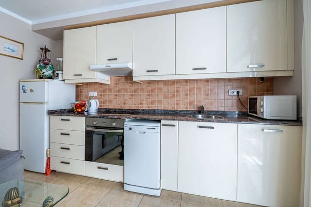 1 soveværelse Lejlighed til salg i Puerto del Carmen, Tías med swimmingpool - € 220.000 (Ref: 9206173)