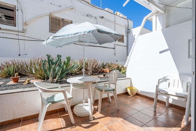 1 soveværelse Lejlighed til salg i Puerto del Carmen, Tías med swimmingpool - € 220.000 (Ref: 9206173)