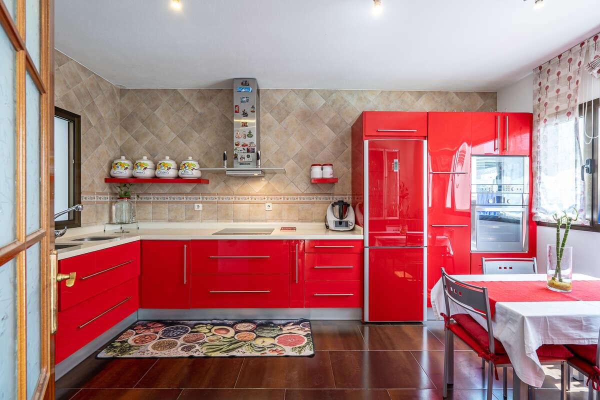 4 soveværelse Villa til salg i Yaiza med swimmingpool garage - € 650.000 (Ref: 9251733)