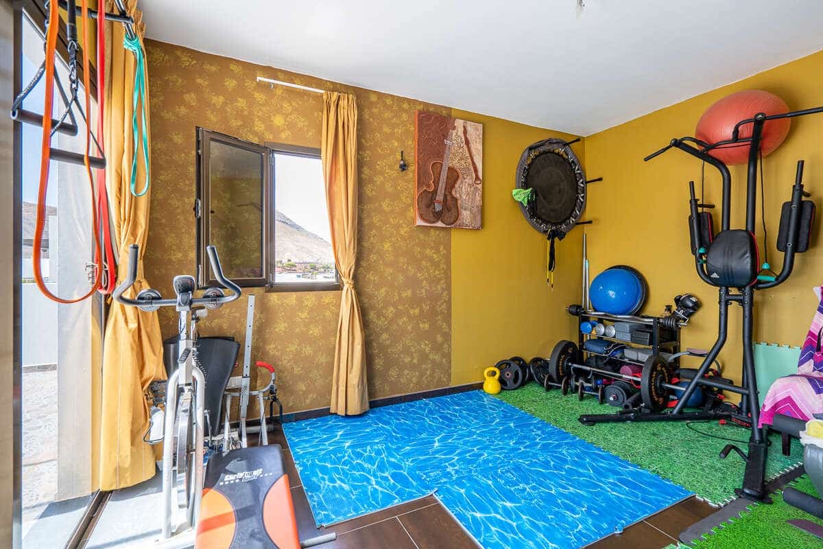 4 soveværelse Villa til salg i Yaiza med swimmingpool garage - € 650.000 (Ref: 9251733)