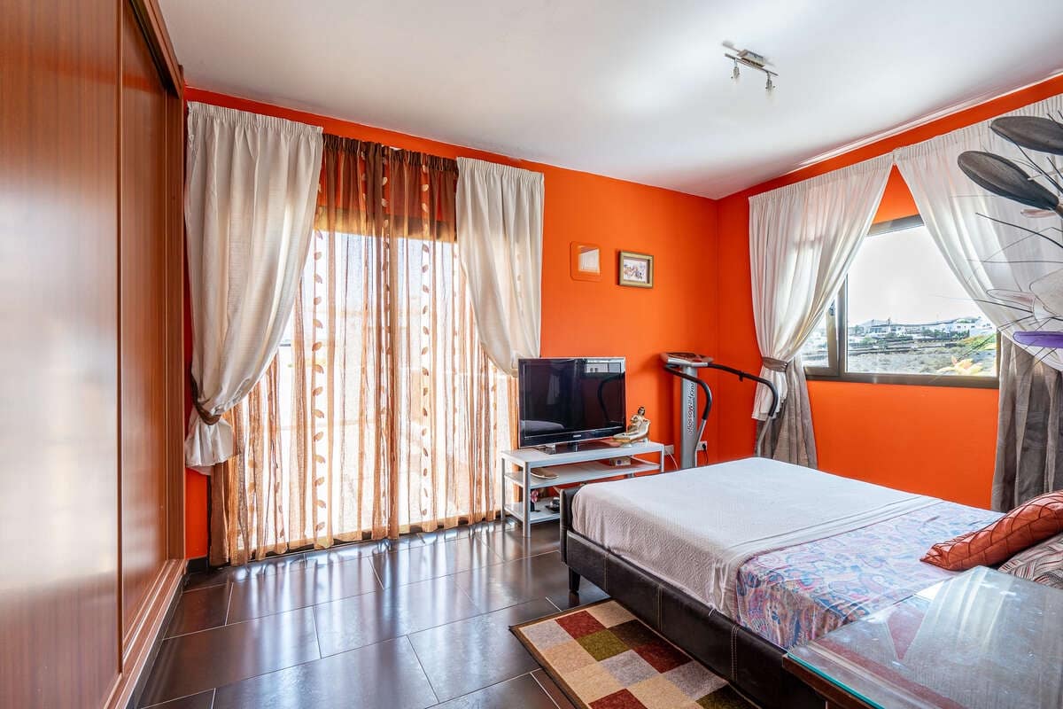 4 soveværelse Villa til salg i Yaiza med swimmingpool garage - € 650.000 (Ref: 9251733)