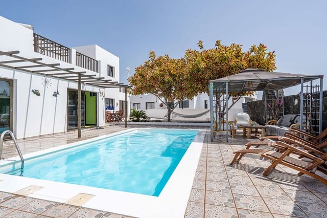 4 chambre Villa/Maison à vendre à Yaiza avec piscine garage - 650 000 € (Ref: 9251733)