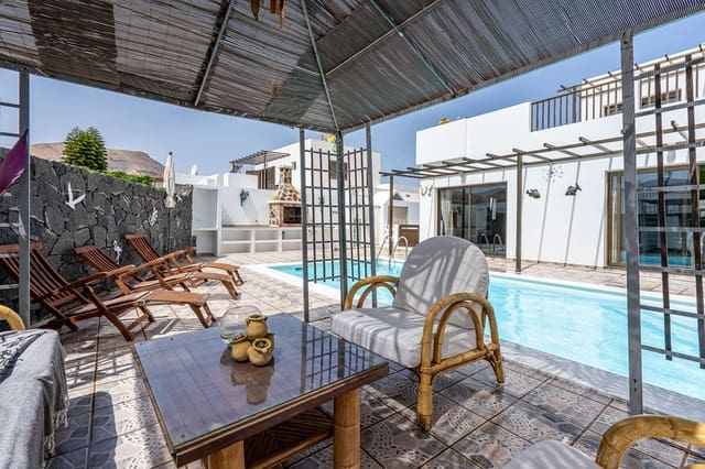 4 chambre Villa/Maison à vendre à Yaiza avec piscine garage - 650 000 € (Ref: 9251733)
