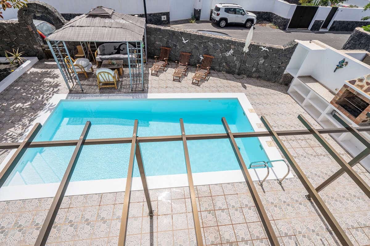 4 soveværelse Villa til salg i Yaiza med swimmingpool garage - € 650.000 (Ref: 9251733)