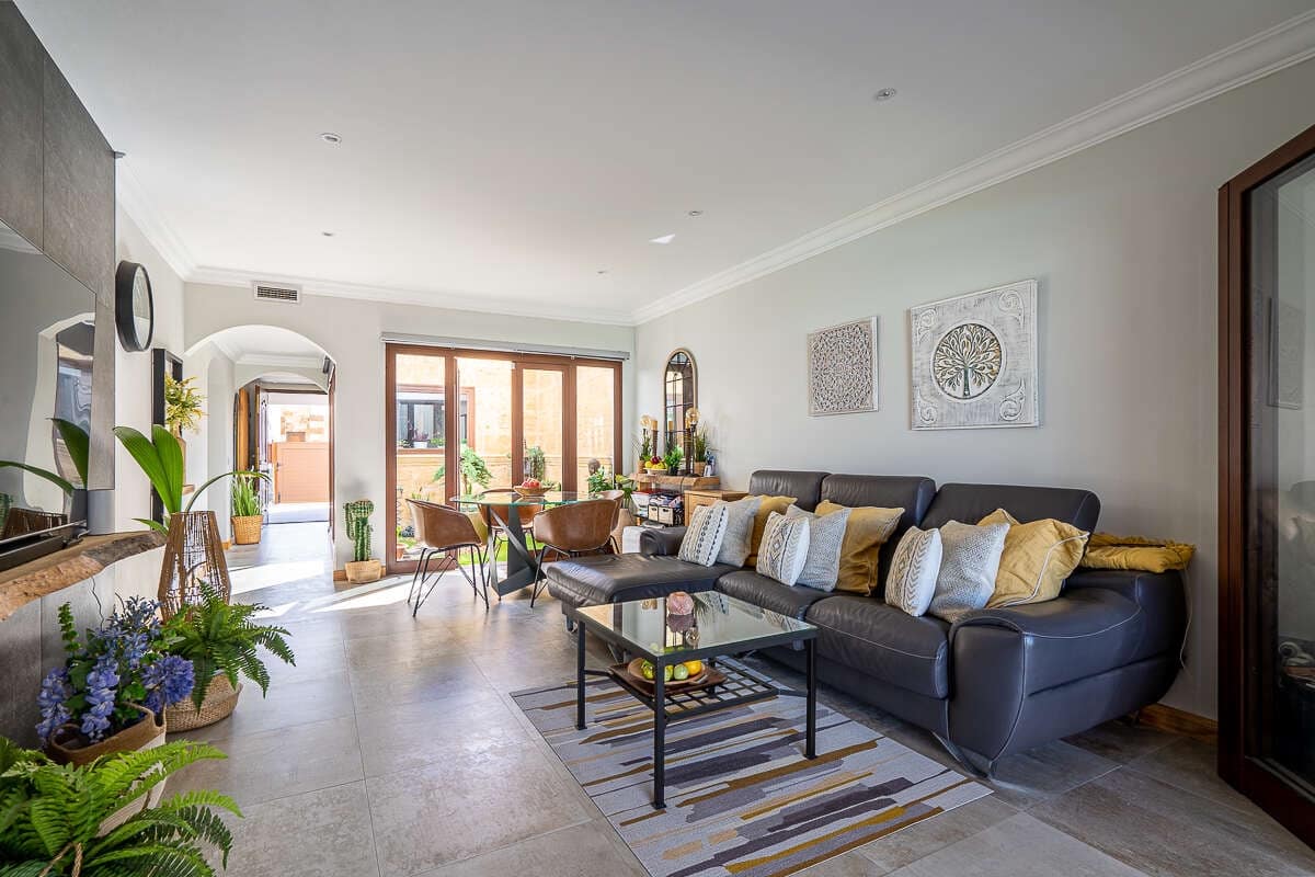 3 sovrum Villa till salu i Playa Blanca med pool garage - 715 000 € (Ref: 9284065)