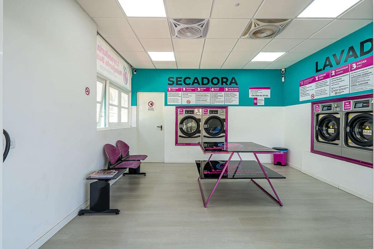 Erhverv til salg i Puerto del Carmen - € 70.000 (Ref: 9312211)