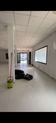 Local Comercial en Playa Blanca, Yaiza en alquiler - 1.500 € (Ref: 9329984)