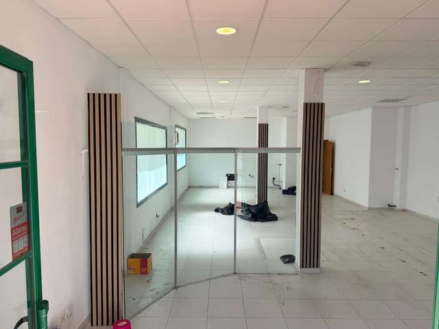 Local Comercial en Playa Blanca, Yaiza en alquiler - 1.500 € (Ref: 9329984)