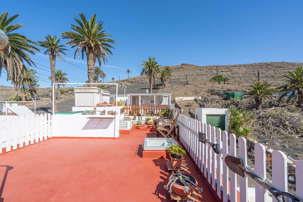 3 slaapkamer Halfvrijstaande villa te koop in Haria - € 285.000 (Ref: 9355373)