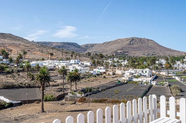 3 Zimmer Doppelhaus zu verkaufen in Haría - 270.000 € (Ref: 9355373)