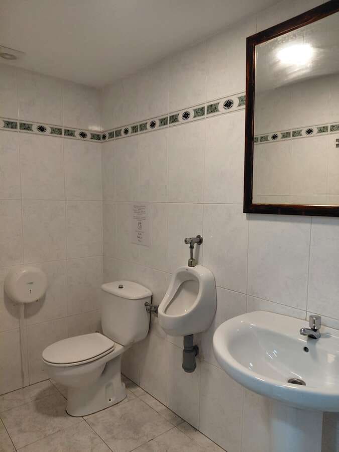 Local Comercial en Arrecife en alquiler - 1.500 € (Ref: 9366827)