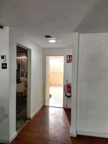 Kaupallinen vuokrattavana paikassa Arrecife - 1 500 € (Ref: 9366827)