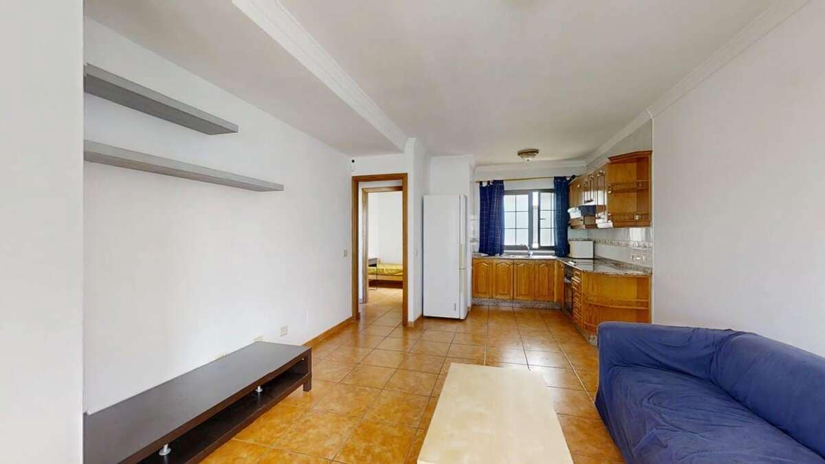 Piso de 2 habitaciones en Playa Honda en venta - 210.000 € (Ref: 9374843)