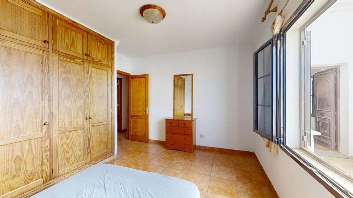 Piso de 2 habitaciones en Playa Honda en venta - 210.000 € (Ref: 9374843)