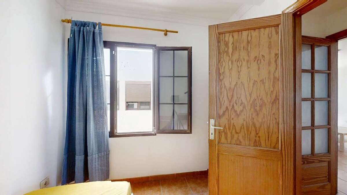 Piso de 2 habitaciones en Playa Honda en venta - 210.000 € (Ref: 9374843)