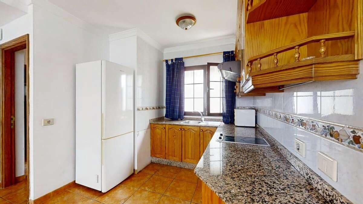 Piso de 2 habitaciones en Playa Honda en venta - 210.000 € (Ref: 9374843)