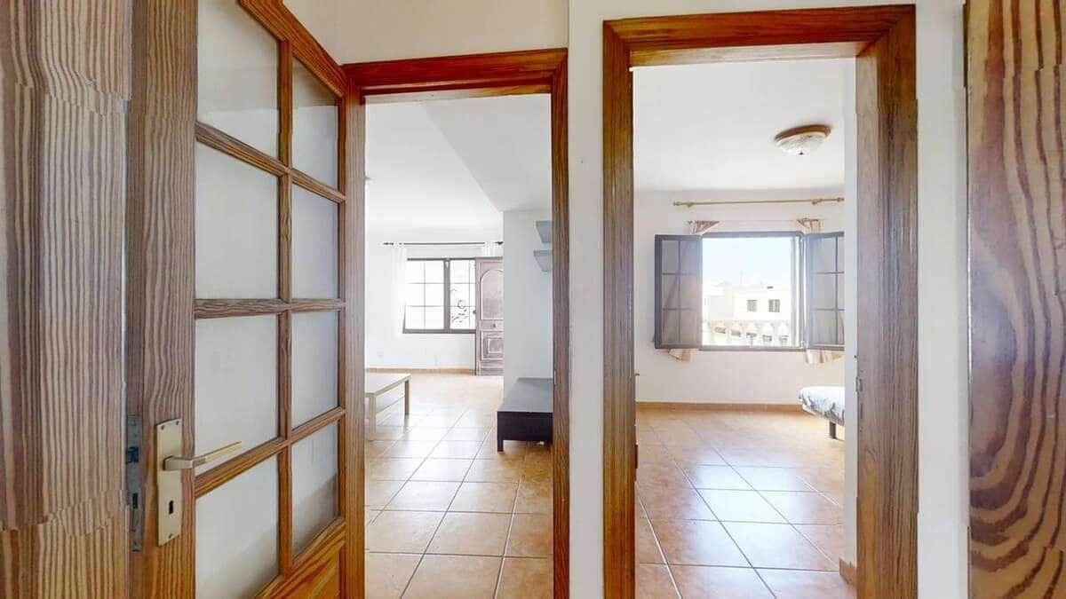 Piso de 2 habitaciones en Playa Honda en venta - 210.000 € (Ref: 9374843)