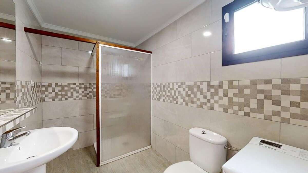 Piso de 2 habitaciones en Playa Honda en venta - 210.000 € (Ref: 9374843)