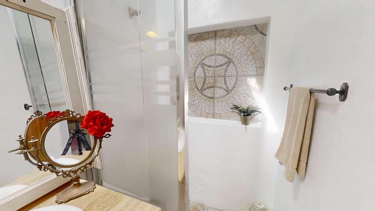 4 slaapkamer Villa te koop in Macher met garage - € 990.000 (Ref: 9376506)