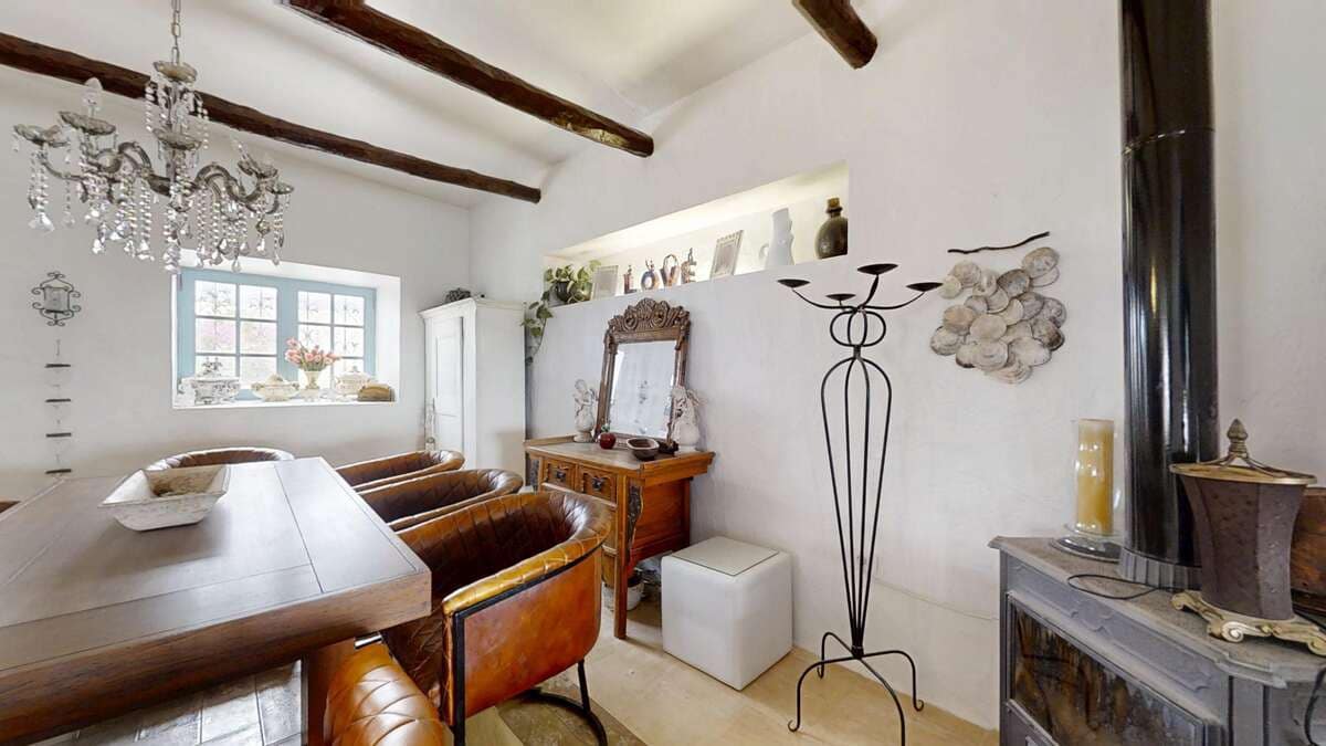 4 slaapkamer Villa te koop in Macher met garage - € 990.000 (Ref: 9376506)