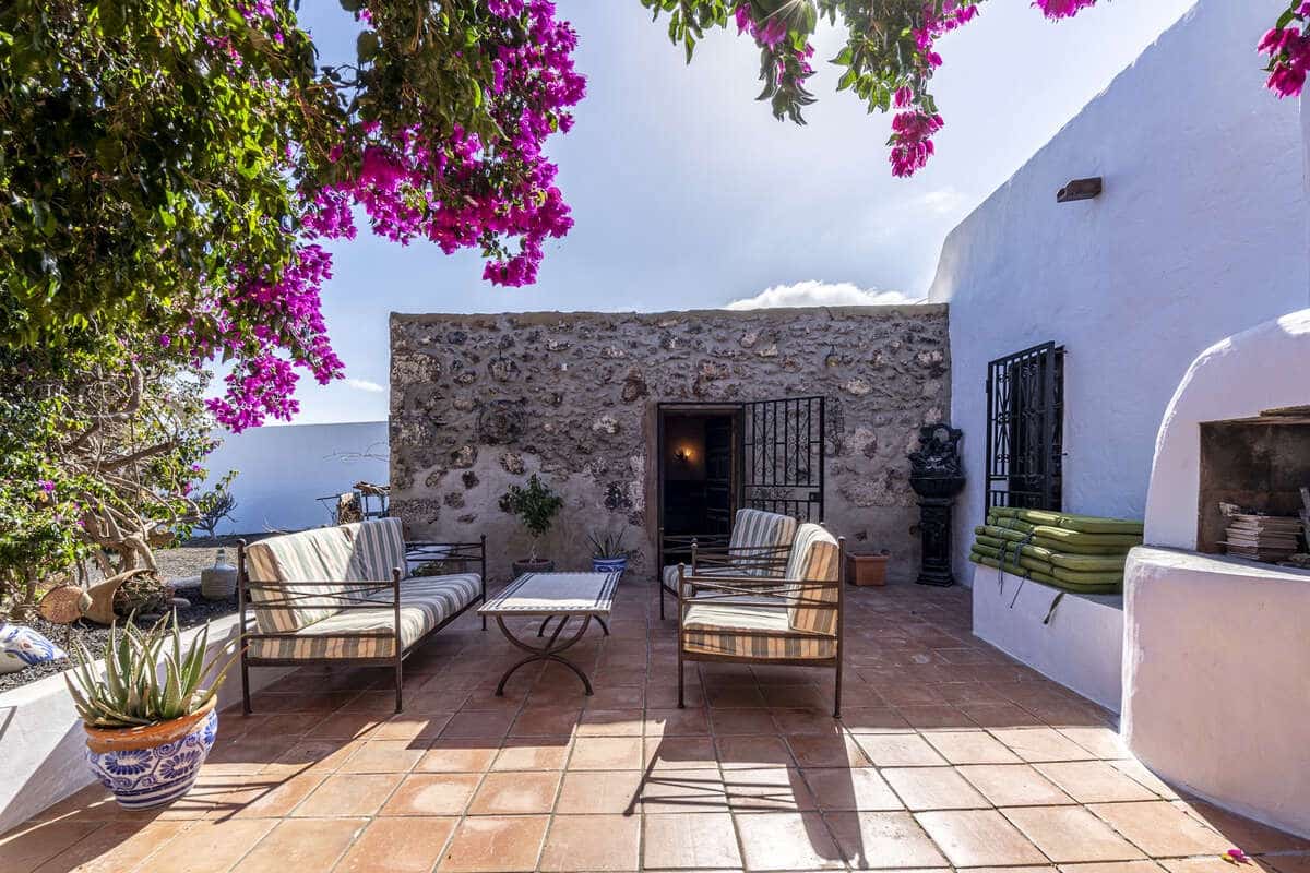 4 slaapkamer Villa te koop in Macher met garage - € 990.000 (Ref: 9376506)