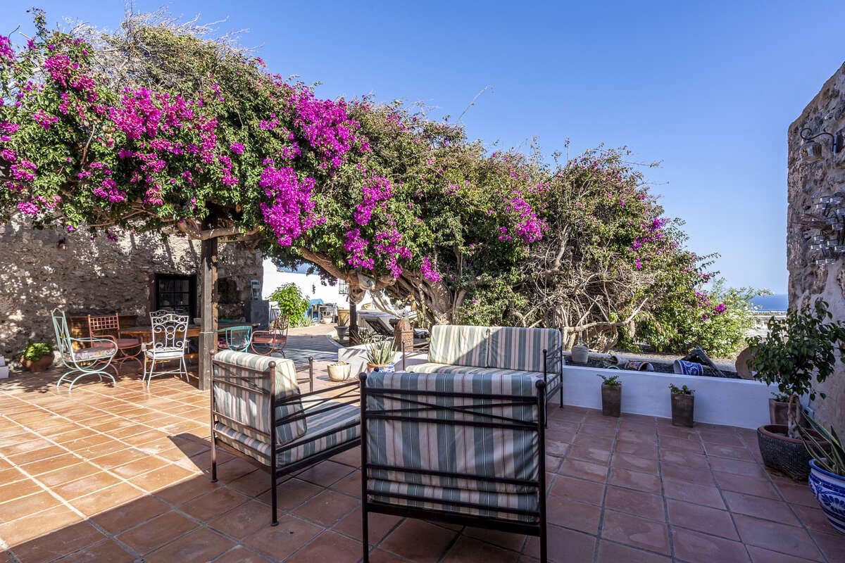 4 slaapkamer Villa te koop in Macher met garage - € 990.000 (Ref: 9376506)