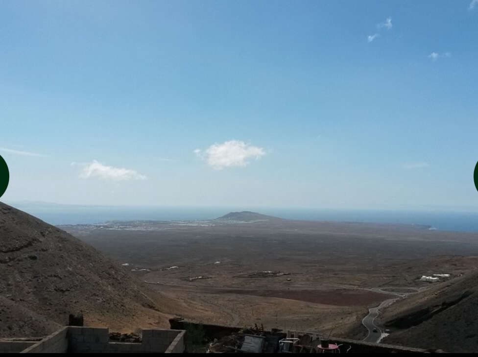 Villa for sale in Femes - € 320,000 (Ref: 9376507)