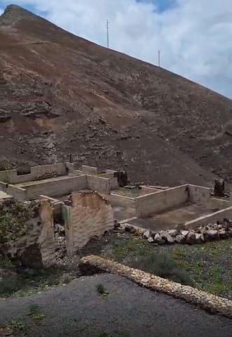 Villa til salg i Femes, Yaiza - € 320.000 (Ref: 9376507)