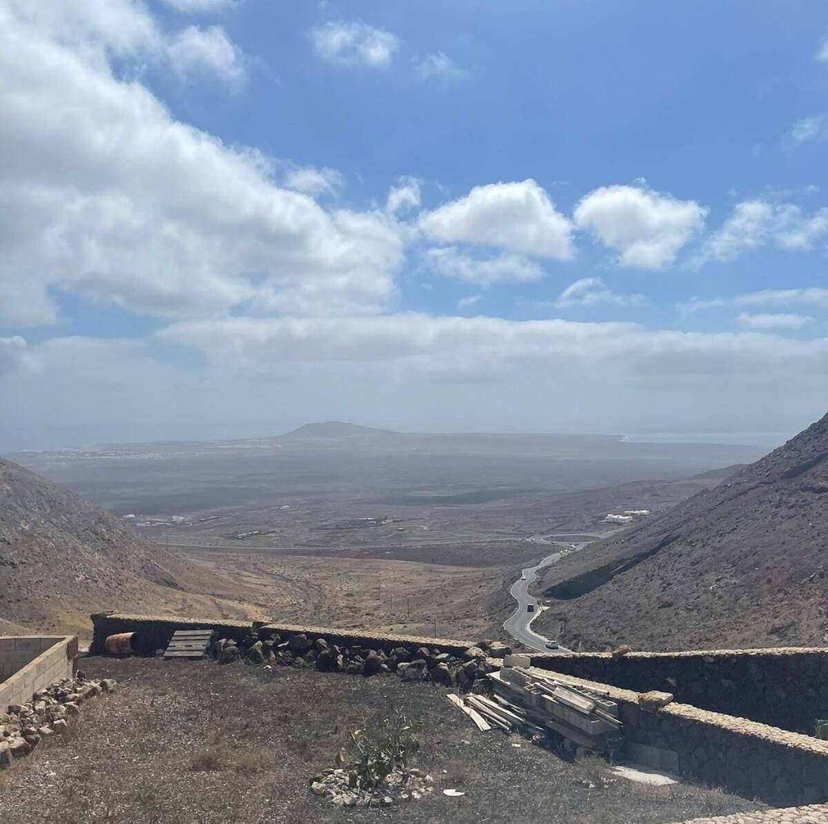 Villa for sale in Femes - € 320,000 (Ref: 9376507)