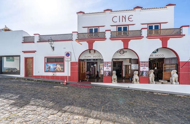 Finca/Casa Rural de 4 habitaciones en Teguise en venta - 1.580.000 € (Ref: 9382033)