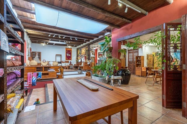 Finca/Casa Rural de 4 habitaciones en Teguise en venta - 1.580.000 € (Ref: 9382033)